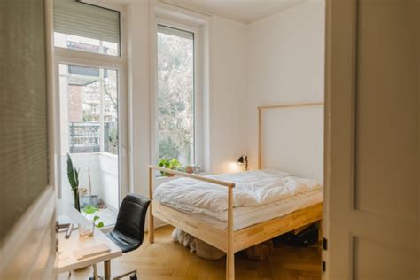 Helles Ruhiges WG Zimmer In Stuttgart Im Altbau Im Heusteigviertel