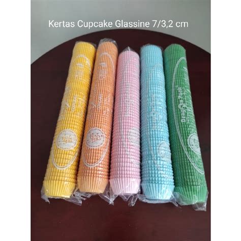 Jual Kertas Cupcake Glassine Warna 7 3 2 Cm 1000 Sheet Shopee Indonesia