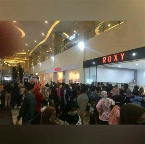 Mendekati Lebaran Ini 5 Potret Mall Yang Ramai Di Tengah Pandemi