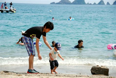 香住に親子で海水浴に行くなら佐津海水浴場がオススメな理由 香住佐津温泉 民宿 美味し宿かどや公式ブログ