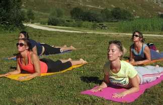 Randonn E Et Yoga En Auvergne Decathlon Travel