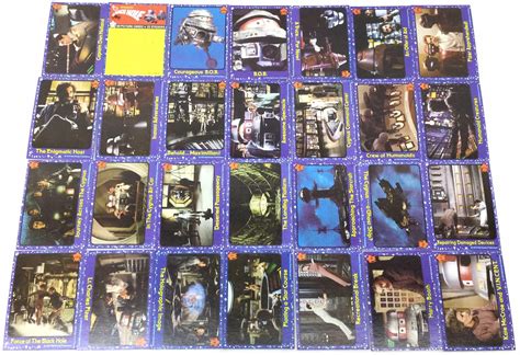 Lot 1979 Topps Disney The Black Hole Trading Cards