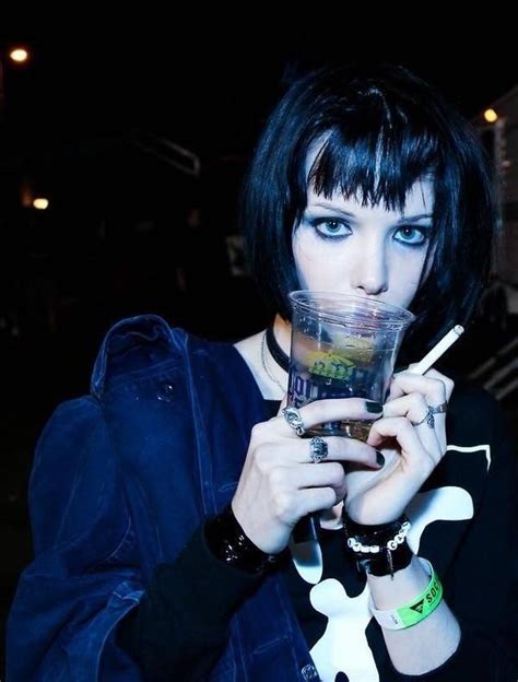 Alice Glass Crystal Castle Glasses For Your Face Shape Crystals