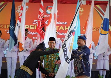 Kirab Pemilu Jalur V Tiba Disambut Bupati Sidoarjo Di Pendopo