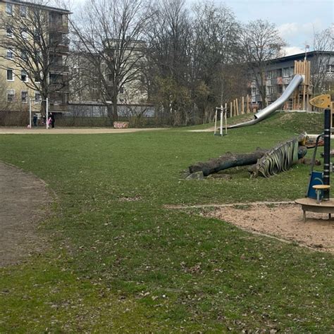 Bild Zum Spielplatz Kaiser Heinrich Stra E In Forchheim