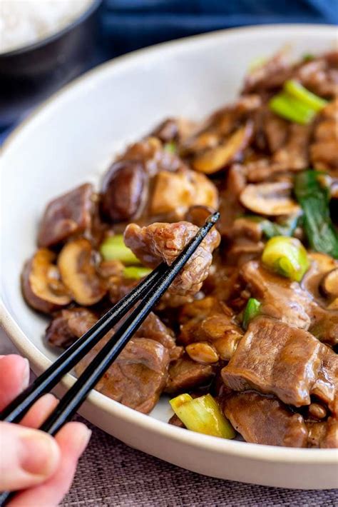 In This Takeout Style Chinese Beef And Mushrooms Stir Fry The Beef Is