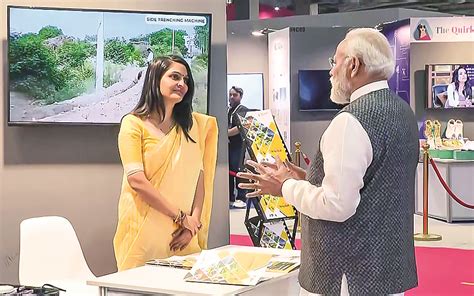 Prime Minister Narendra Modi Inspects The Startup Mahakumbh