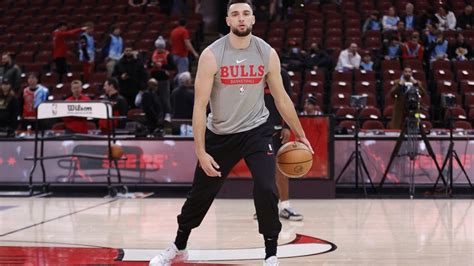 Bulls Zach Lavine Returns To Lineup Friday On Minutes Watch