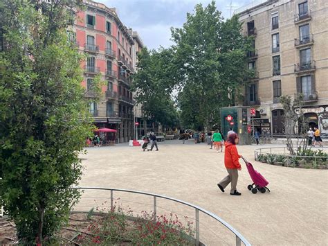 Nace una plaza sin nombre Girona con Consell de Cent El Periódico