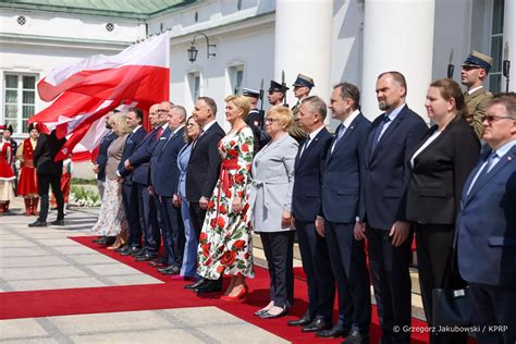 Dzień Flagi RP oraz Dzień Polonii i Polaków za Granicą Nowy Kurier