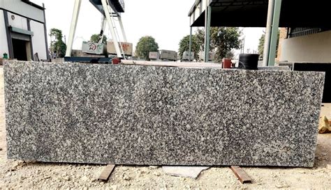 Polished Rajasthan P White Granite For Flooring Thickness Mm