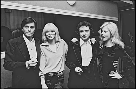 Photo Archives Alain Delon Mireille Darc Michel Sardou Et Sylvie