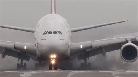 Airbus A Crosswind Landing At D Sseldorf Youtube P Youtube