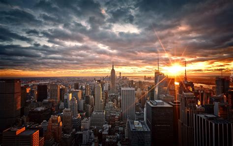 Widok na Manhattan o zachodzie słońca