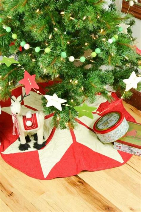 15 Beautiful Christmas Tree Skirts To Sew Sewing