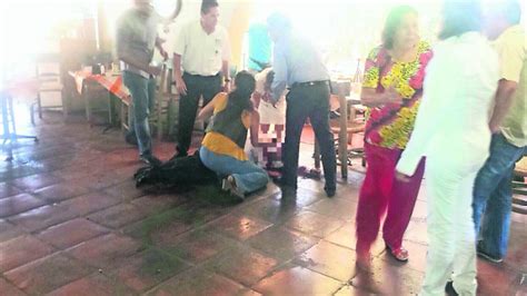 Balean a ex gobernador de Colima en restaurante El Gráfico Historias