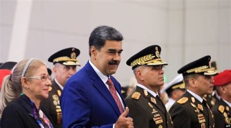 Presidente Maduro ratifica a Padrino López y anuncia nuevas