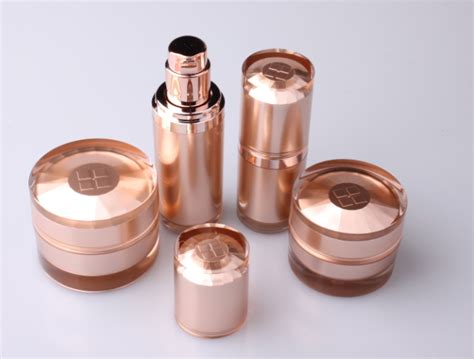 Plastic Cosmetic Jars With Lid Cospack