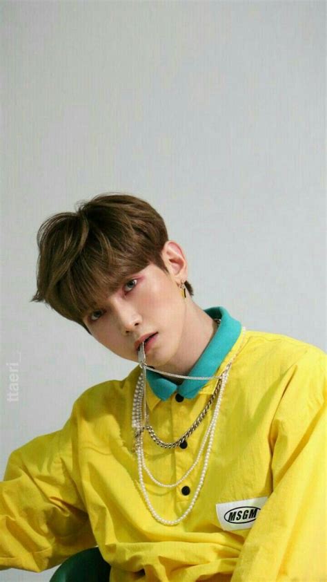 Ateez Yeosang Fashion Style 80s