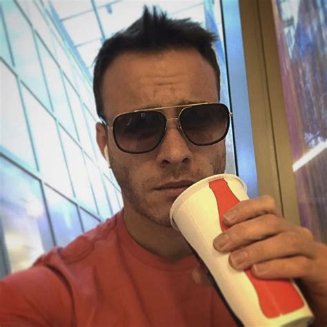 Chi è Kerem Bürsin, Ates in If You Love: età e film