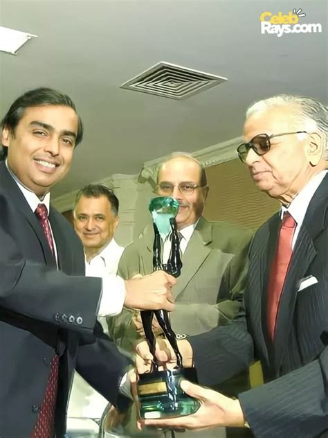 Mukesh Ambani - Bio, Wiki, Zodiac Sign, Age, Social Media Accounts ...