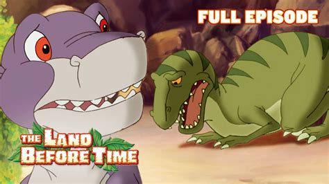 Chomper Helps A Sharptooth The Land Before Time Youtube