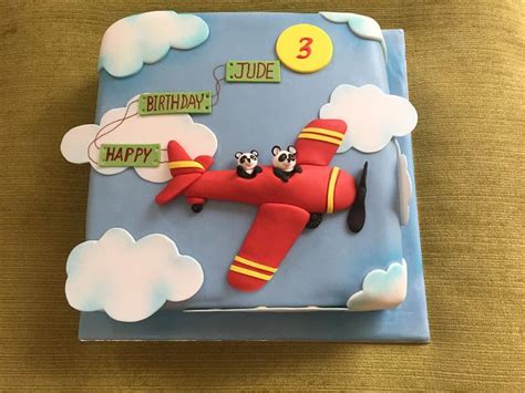 Flying Pandas Decorated Cake By Stephen Benison Sugar Cakesdecor