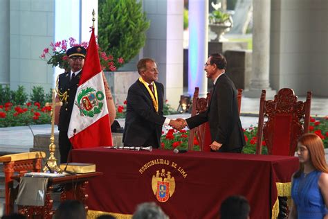 Peru Jorge Mu Oz Officially Becomes Lima S New Mayor News Andina