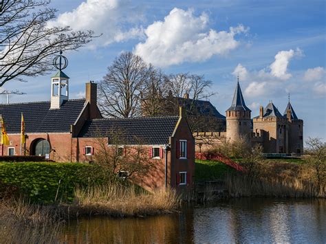 Wallpaper Amsterdam Netherlands Castle Muiden Castle Pond 1600x1200