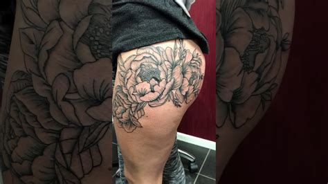 Floral Hanche Cuisse Et Fesse Superbe Résultat Tatouage 1 Séance Youtube