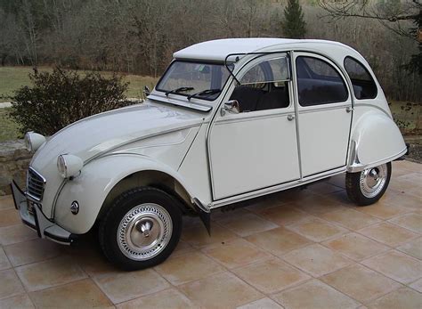 The Citroën 2CV French deux chevaux i e deux chevaux vapeur