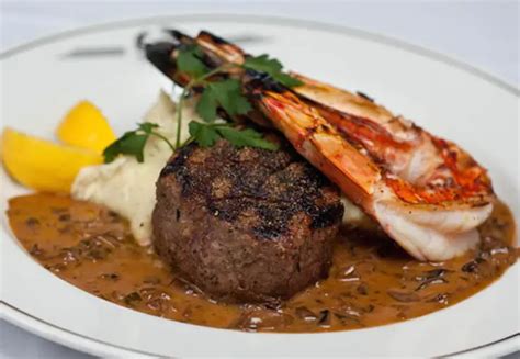 Truluck S Seafood Steak And Crab House Is La Jolla S Most Impressive Upscale Restaurant San