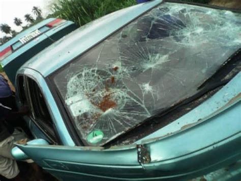 Welcome To Maureen Sylvia S Blog Three Kidnappers Stripped Naked In Osun State