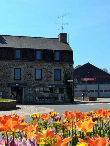 Zona De Peluquer A Dinan Cap Fr Hel Turismo