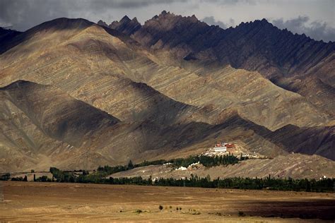 10 of the Most Magnificent Buddhist Monasteries in India