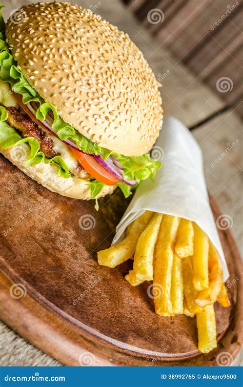 Hamburger Et Pommes Frites Image Stock Image Du Gras