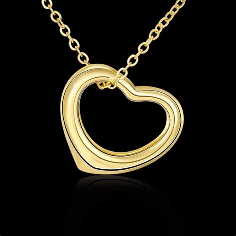 2017 New Arrival Noble Gold Plating Heart Shaped Pendant Necklaces ...