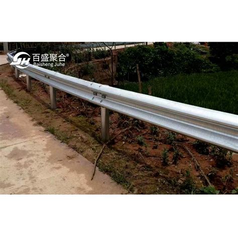 Hot DIP Galvanized Road Safety Steel W Beam Thrie Wave Bridge Railing