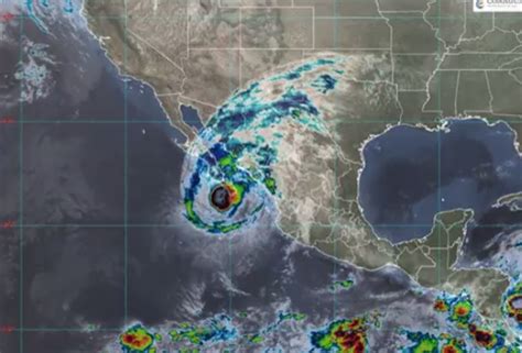 Clima En Puerto Vallarta Hoy Cielo Nublados Con Lluvias