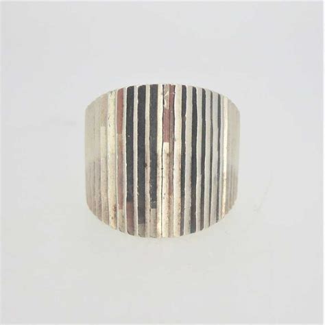 Sterling Silver Modern Unisex Vertical Line Design Ri Gem