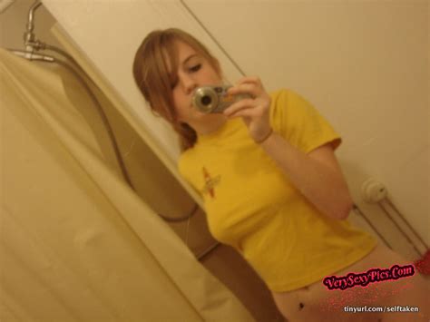 Naked Amateur Teens Mirror 1223 Porn Pic