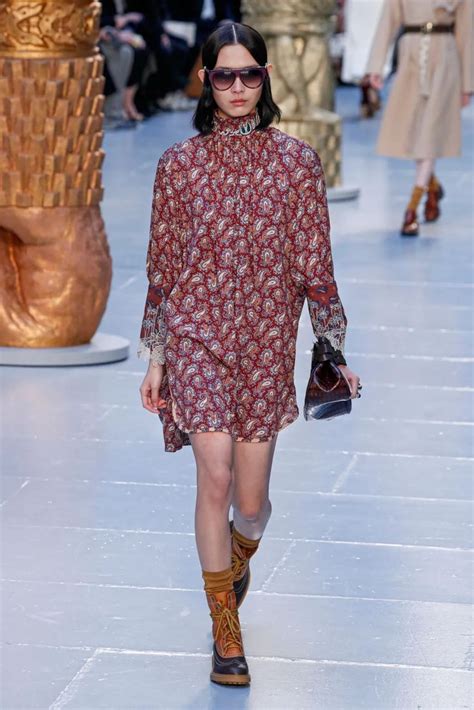 Chloé FW20 womenswear 21 Tagwalk el buscador de moda en 2024 Moda