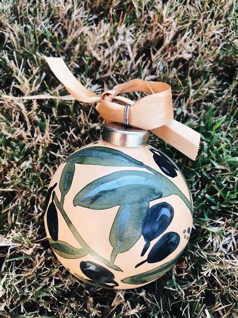 Hand Painted Ceramic Christmas Ornaments With Satin Ribbons Alexs