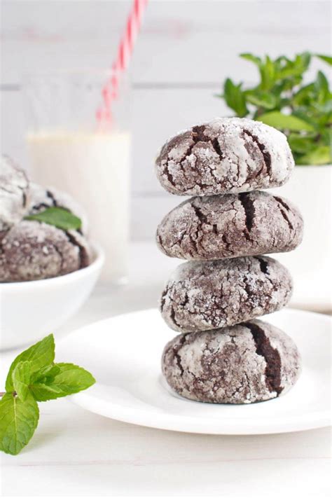 Chocolate Mint Crinkle Cookies Recipe Cook Me Recipes