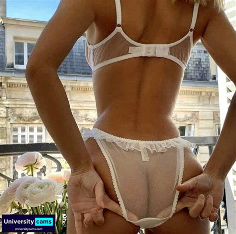 EROTICA Sexy Girls Erotica Girls Porn Pic