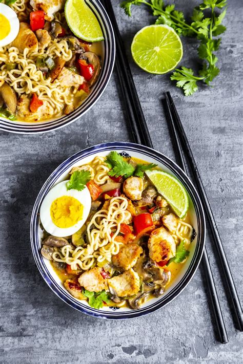 Ramen Mit Hähnchenbrust Ei Und Champignons Das Einfache Rezept