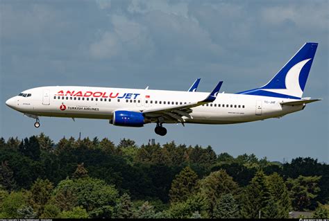 TC JHF AnadoluJet Boeing 737 8F2 WL Photo By Niclas Rebbelmund