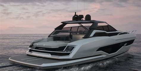 10 Best Luxury Boat Brands - Kayak Help