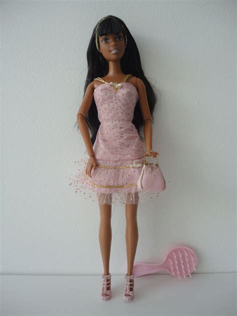 Barbie Fashion Fever Nikki Bd2007 Asst M4227 L9540 Barbie Fashion Fashion Nikki Barbie