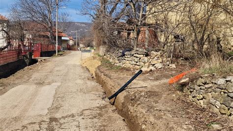 Zbog Povezivanja Na Novu Vodovodnu Mre U Potro A I U Velikom Suvodolu